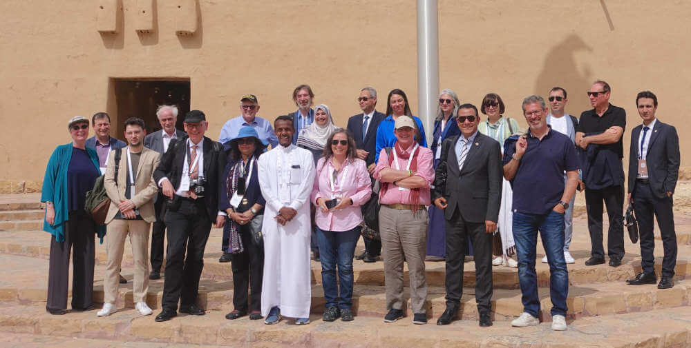 A small section of the speakers on their trip to Fort Masmak, which is considered the birthplace of modern Saudi Arabia. Photo: ©CoinsWeekly.