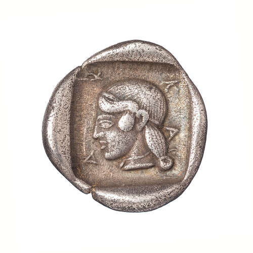AR triobol, Arkadian issue, 5th century BC. Benaki Museum. Image: Savvas Avramidis (KIKPE Numismatic Collection, Athens).