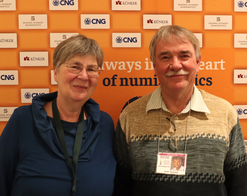Ursula Kampmann with Keith Twitchell at the 2024 NYINC. Foto: Sebastian Wieschowski.