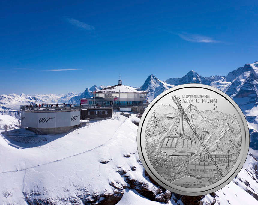 The summit building of the Schilthorn with Eiger, Mönch, and Jungfrau. Photo: Background: Schilthornbahn via Wikimedia Commons / CC BY-SA 4.0. Coin: Swissmint.