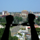 Cheyenne, Wyoming. Background: Vasiliymeshko / CC BY-SA 4.0