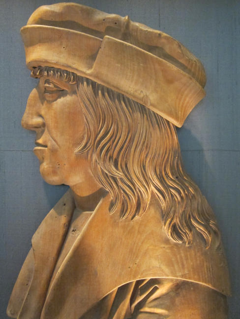 Portrait of Emperor Maximilian I by Hans Kels the Elder. Kaufbeuren, ca. 1510-1520. Bayerisches Nationalmuseum Inv. No. H250. Photo: KW Portrait of Emperor Maximilian I by Hans Kels the Elder. Kaufbeuren, ca. 1510-1520. Bayerisches Nationalmuseum Inv. No. H250. Photo: KW